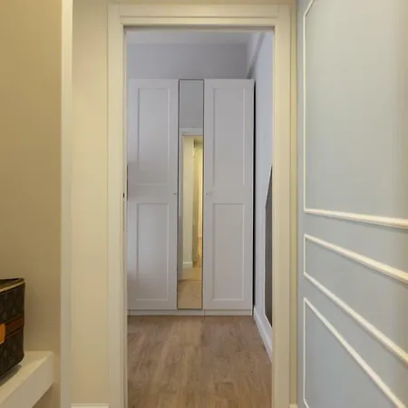 Feel At Πεσκάρα